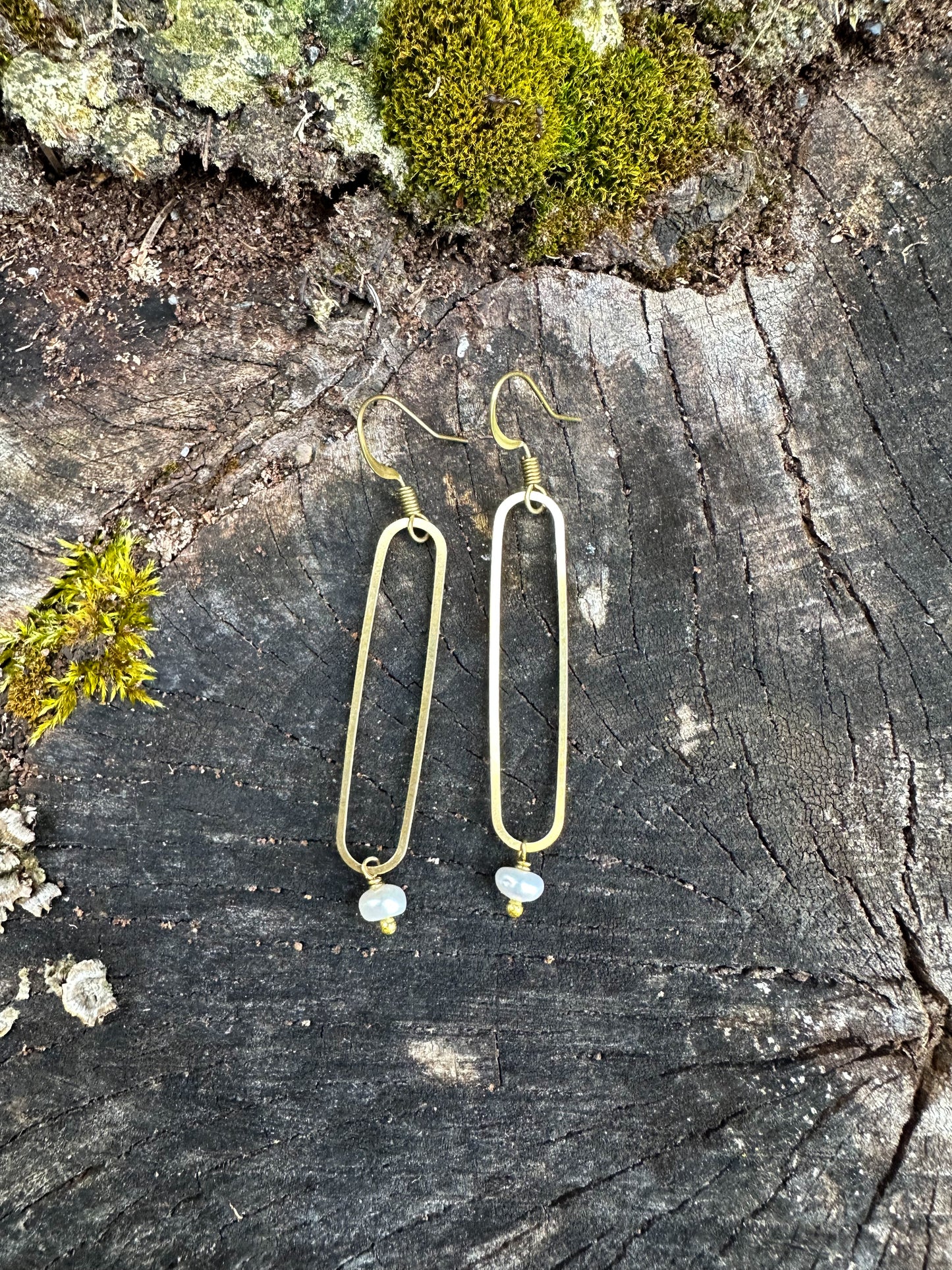 simple pearl | Minimalist Brass dangles with Fresh Water Pearl - Made in Maine
