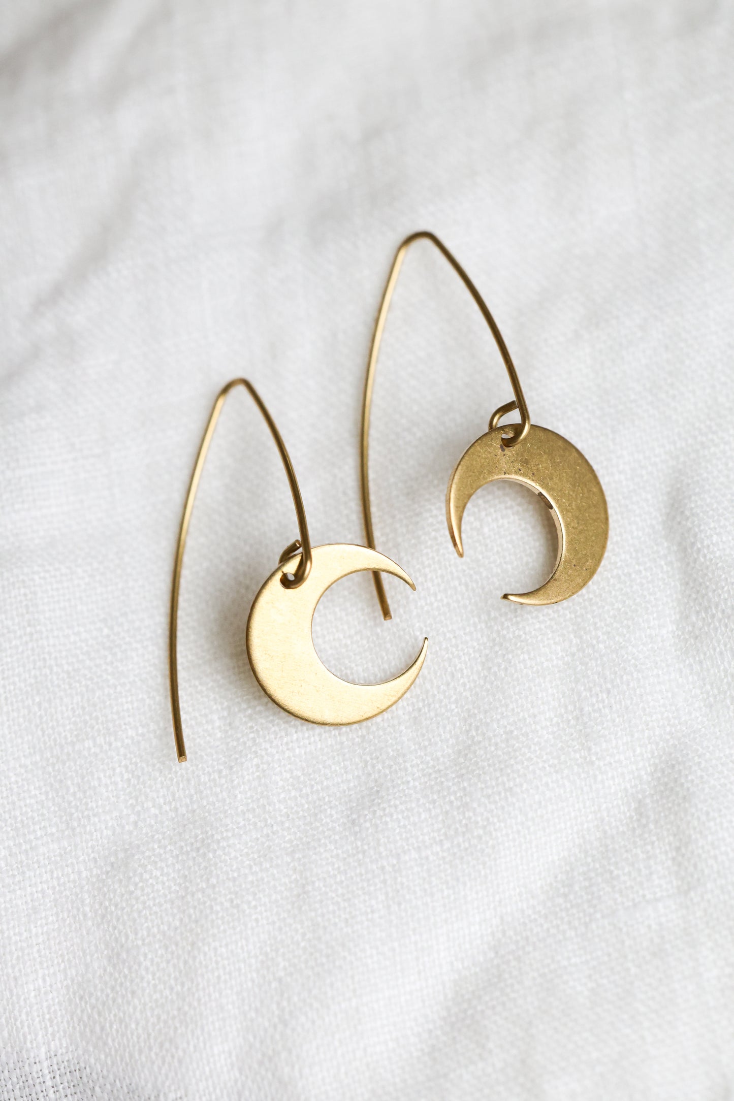 Simple Lightweight Moon earrings