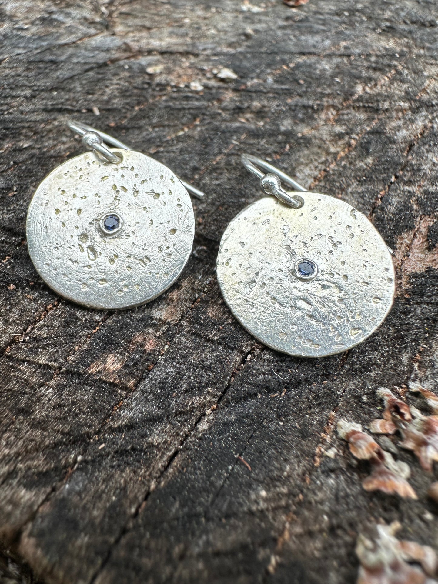 Sapphire texture earrings | Textured circle earrings with wee blue sapphire gemstones