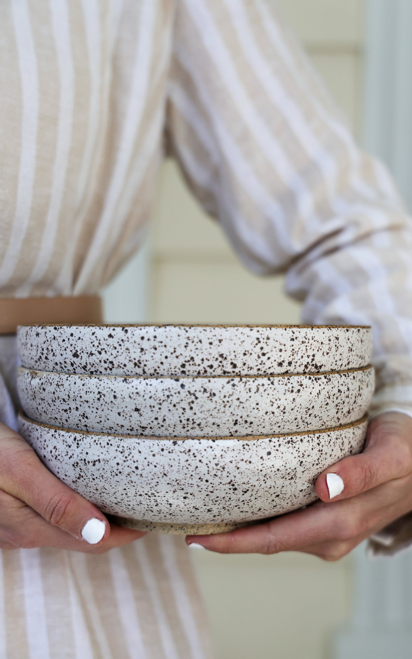 Choose your colors, Handmade Bowls for Pasta, Salad or every meal, Minimalist Pottery, Ceramic, Made to Order