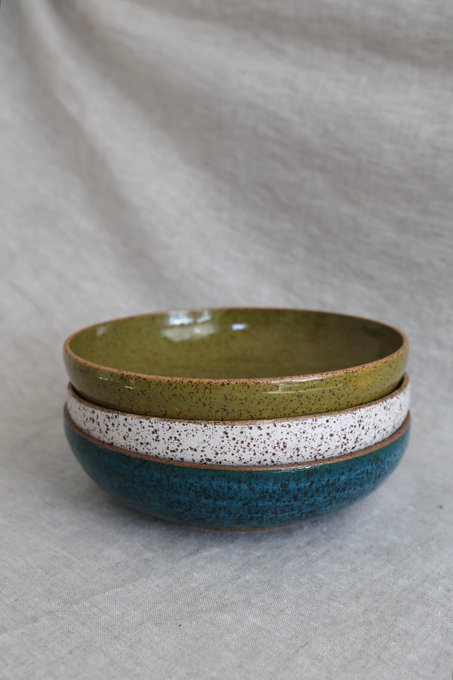 Choose your colors, Handmade Bowls for Pasta, Salad or every meal, Minimalist Pottery, Ceramic, Made to Order